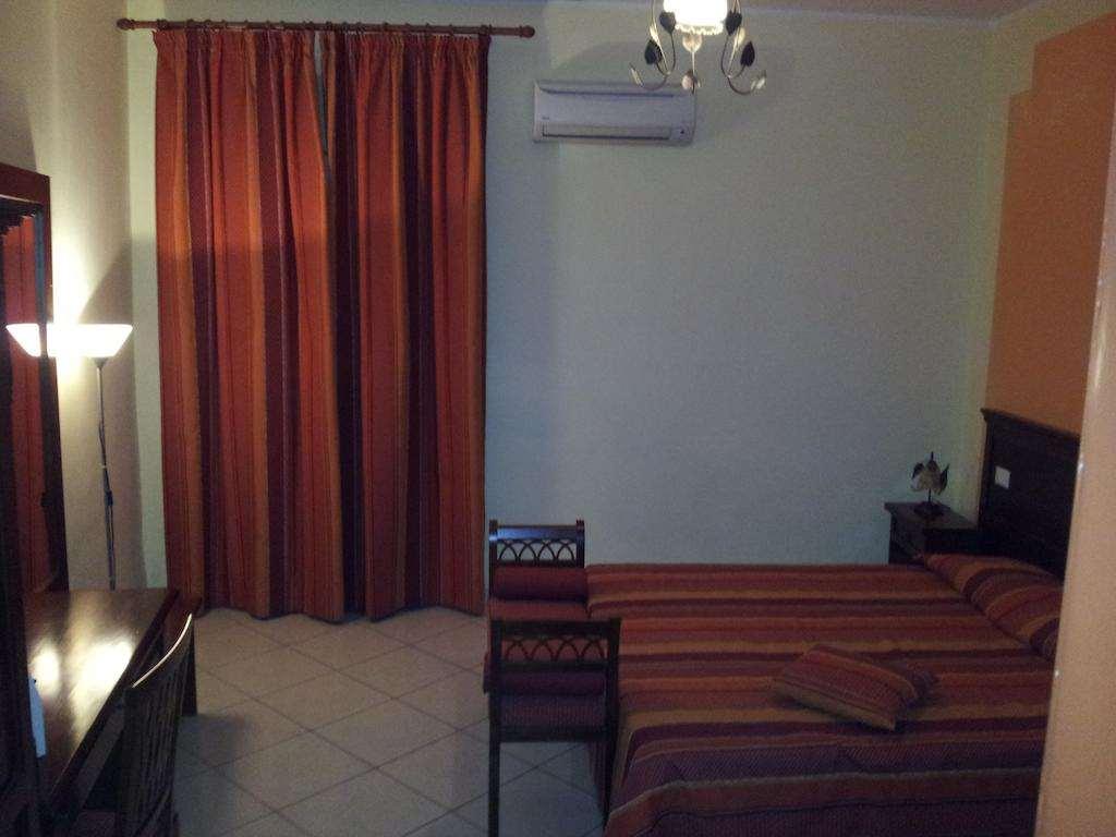 George Hotel Barcellona Pozzo di Gotto Quarto foto