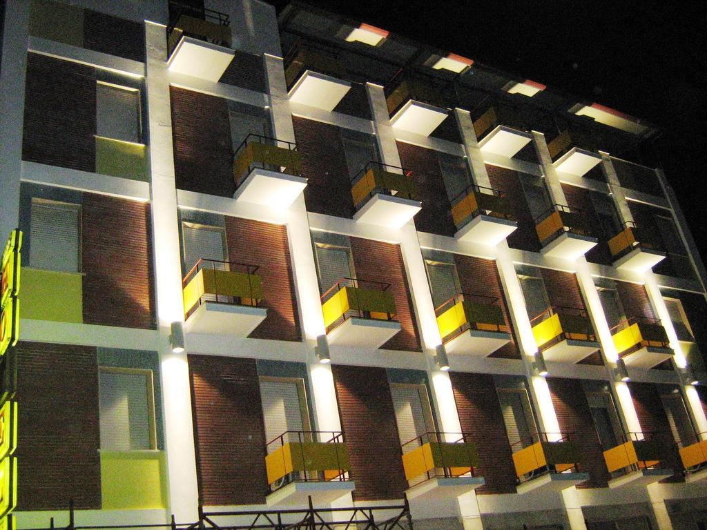 George Hotel Barcellona Pozzo di Gotto Exterior foto